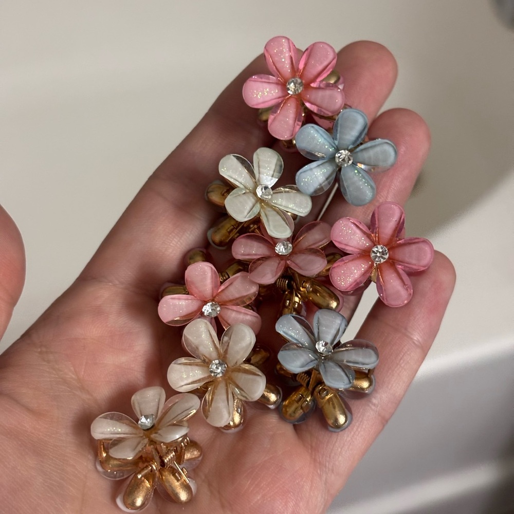 Floral Hair Clips Set in Pink, Blue, and Cream
